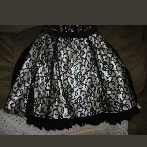 Jessica McClintock For Gunne Sax Size 1 - Picture 4 of 8